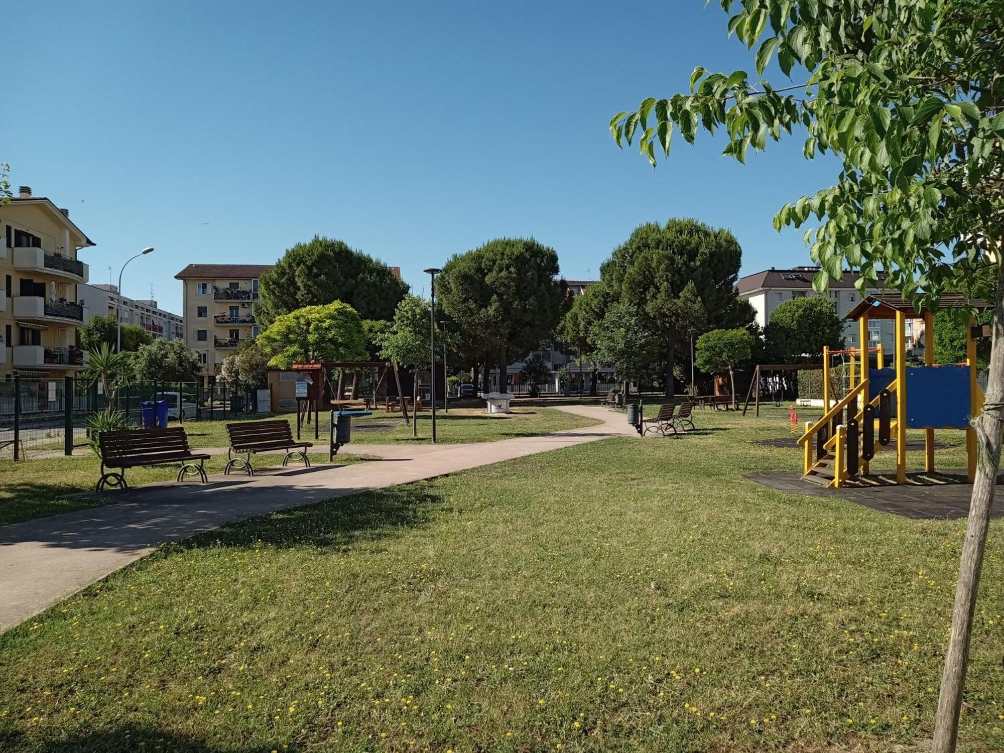 Casa Giardino Leilighet San Benedetto del Tronto Eksteriør bilde